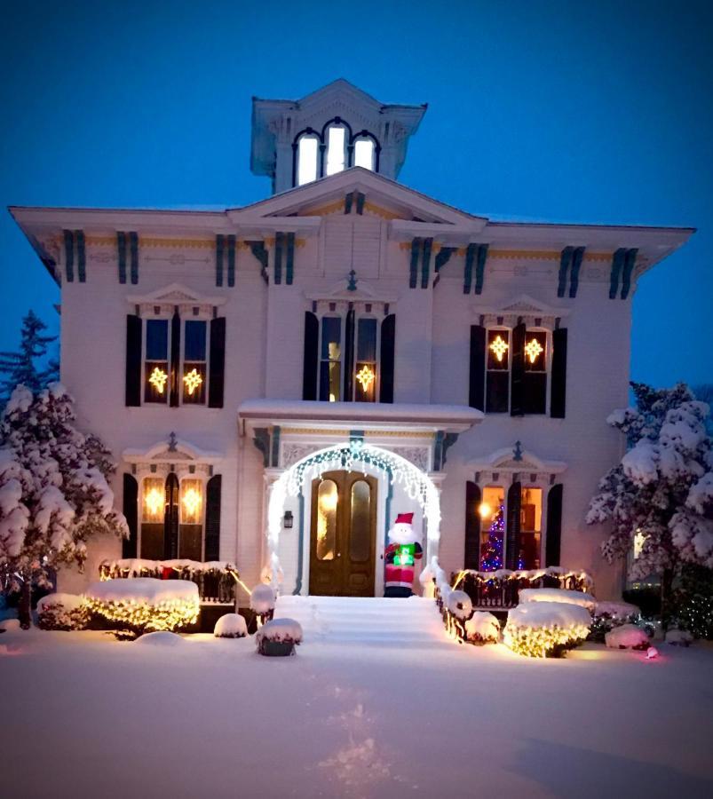 Ovid Tillinghast Manor Bed & Brunch المظهر الخارجي الصورة